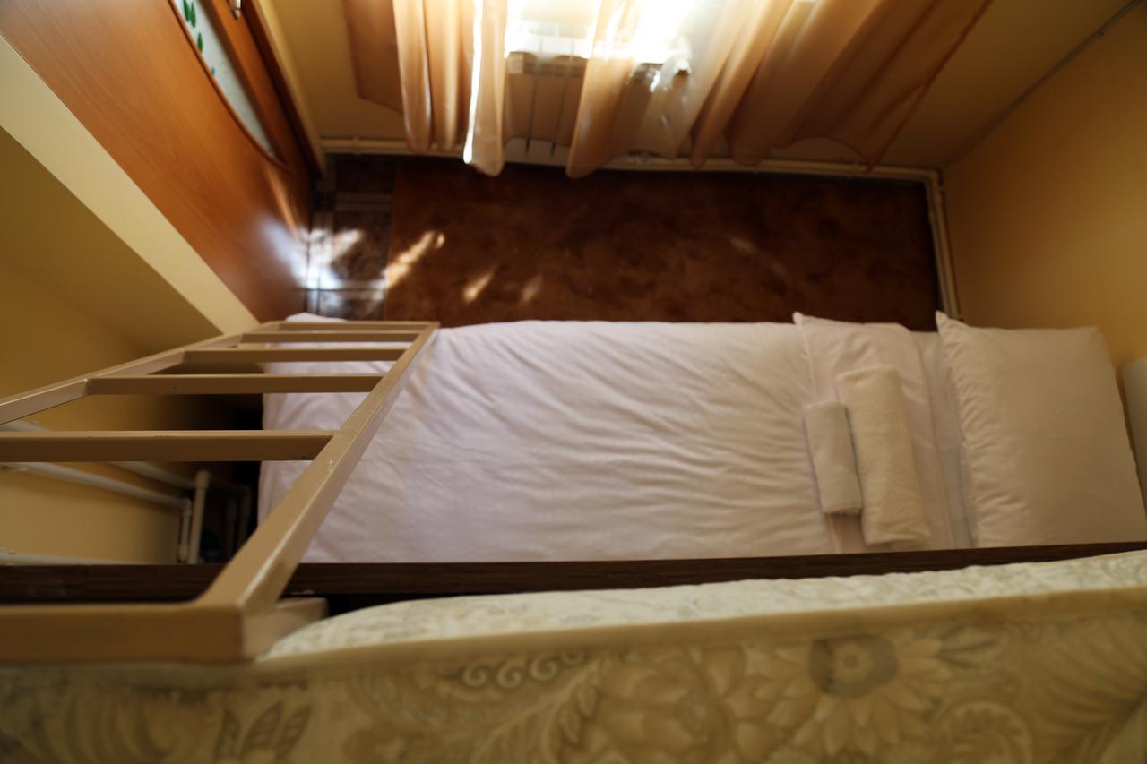 Magnolia Hostel Yerevan Exterior foto